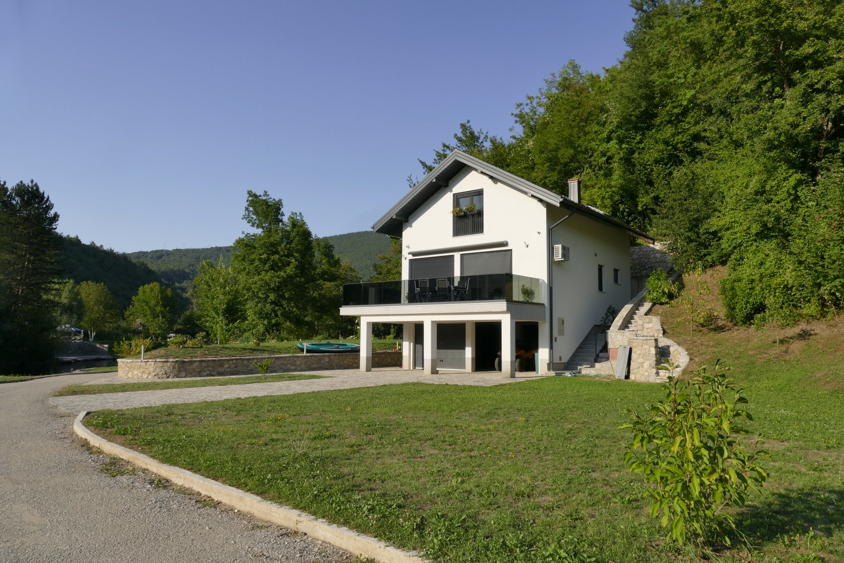 15a.JPG