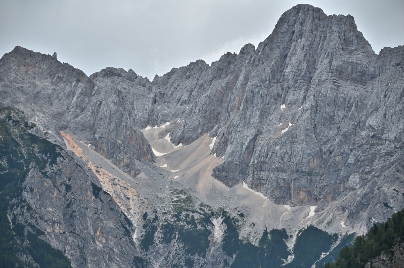 DSC_0354_00122.jpg