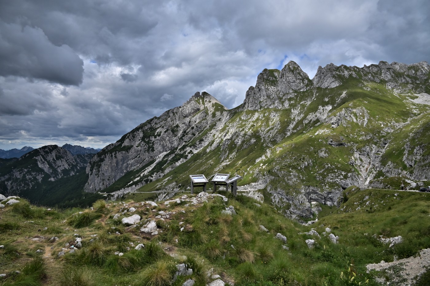 DSC_0447_00215.jpg