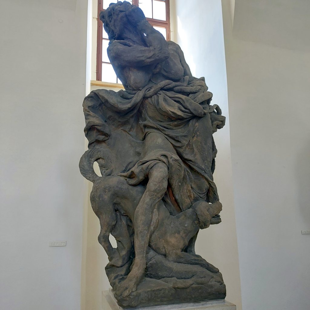 1051.jpg