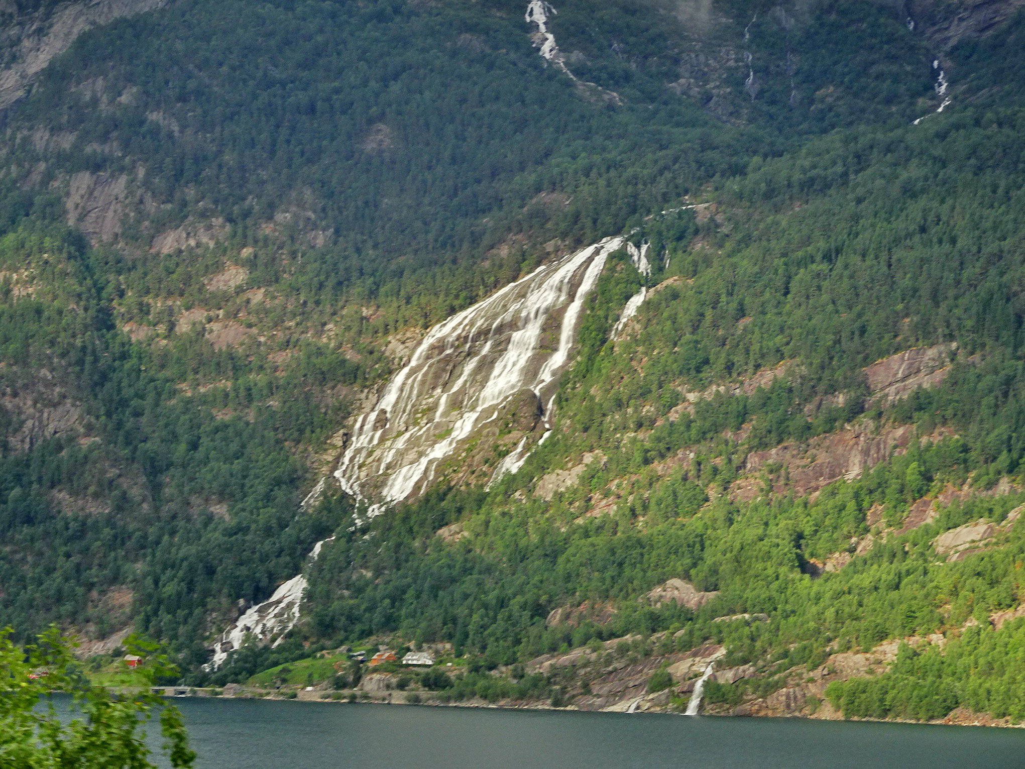 N23.jpg