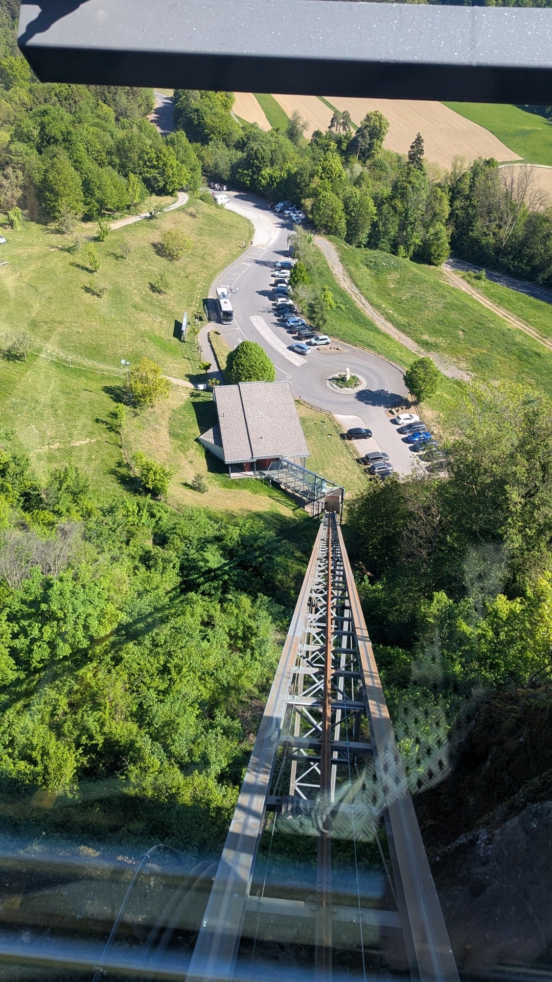 02-kolejka.jpg