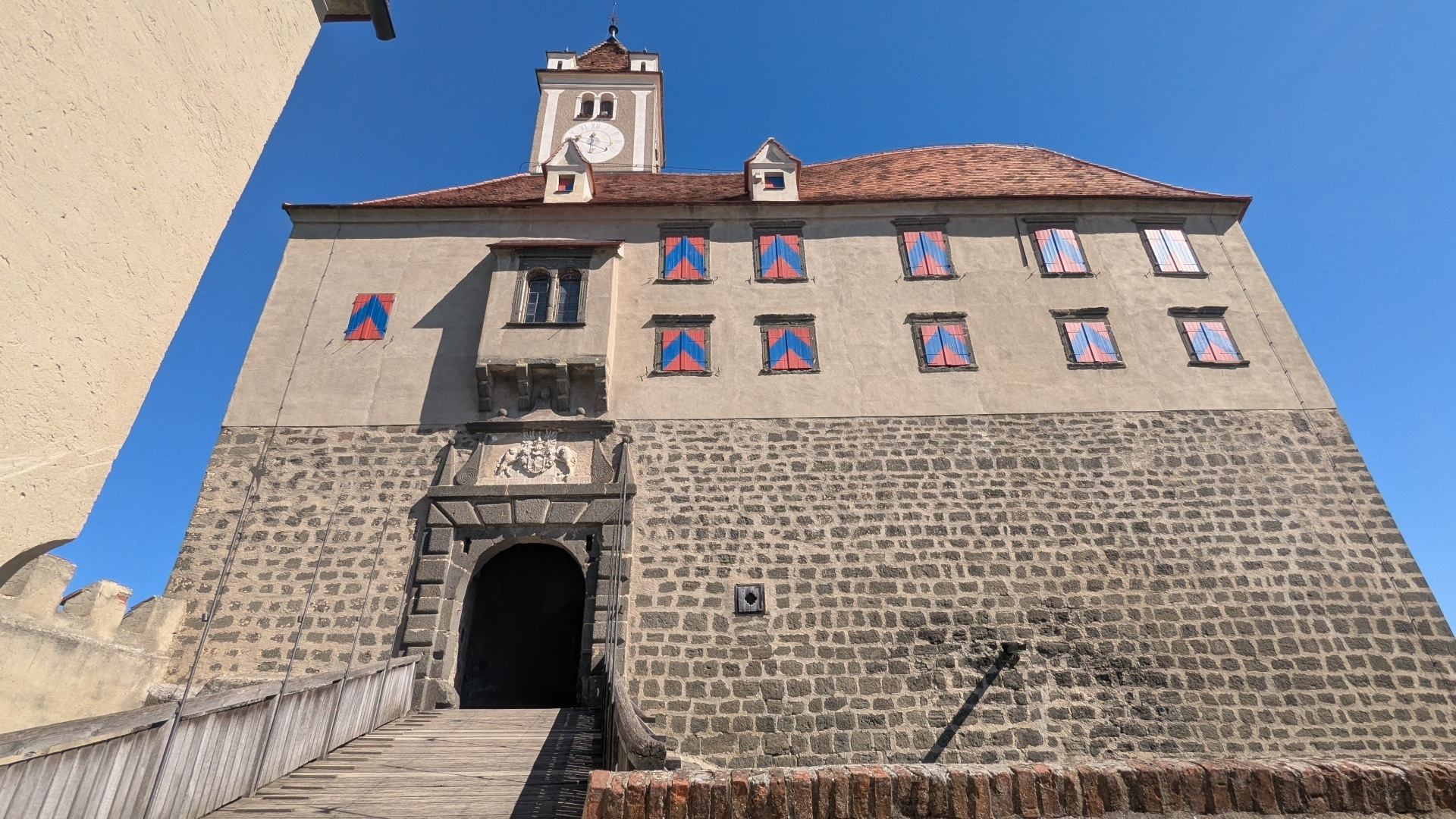 03-wejscie3.jpg