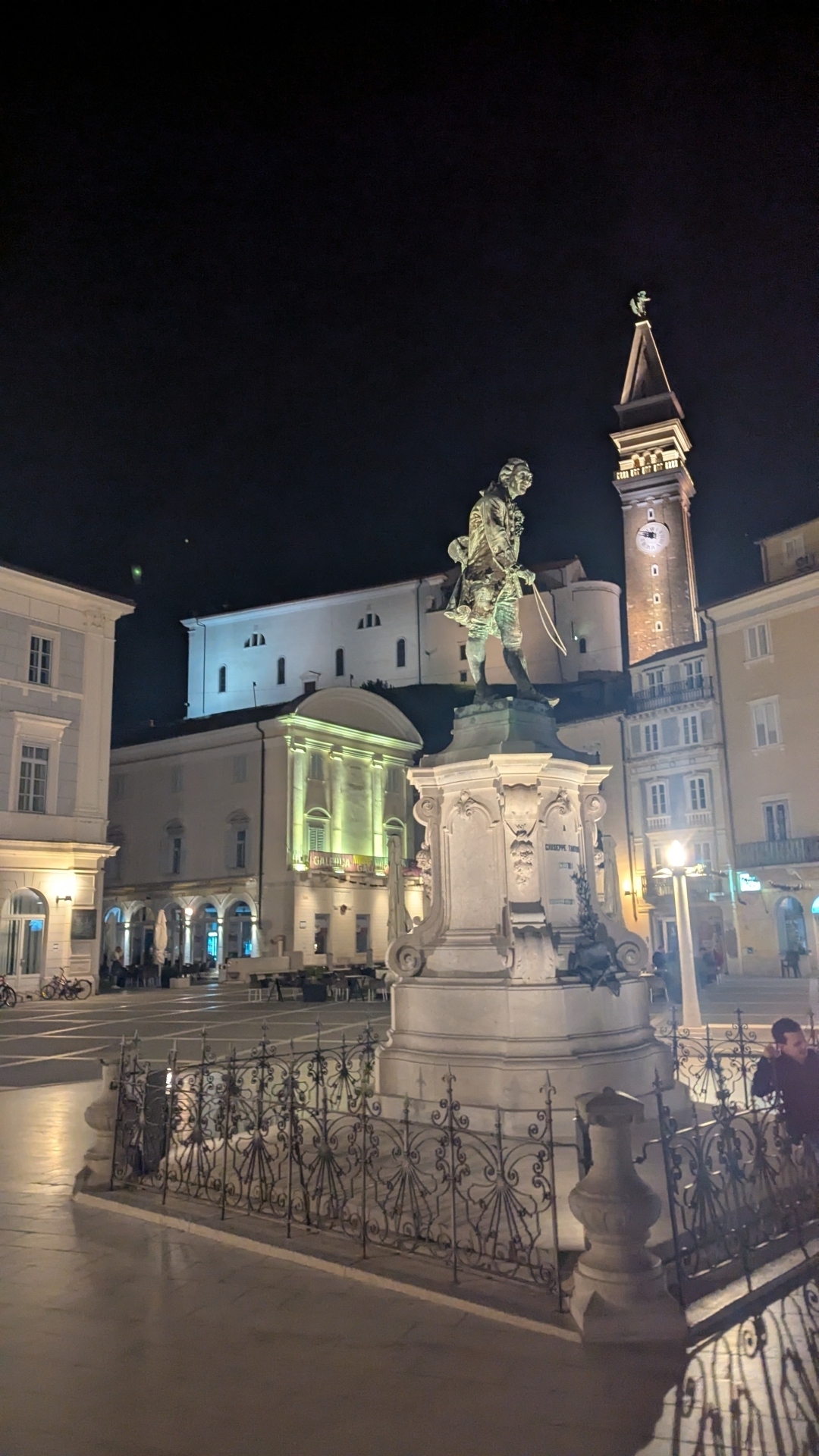 5plac04.jpg