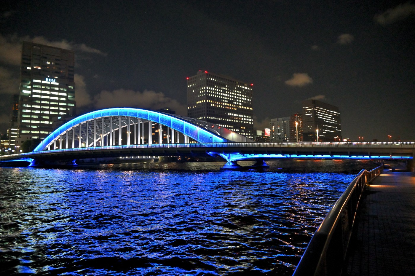 DSC_2090_01166.jpg