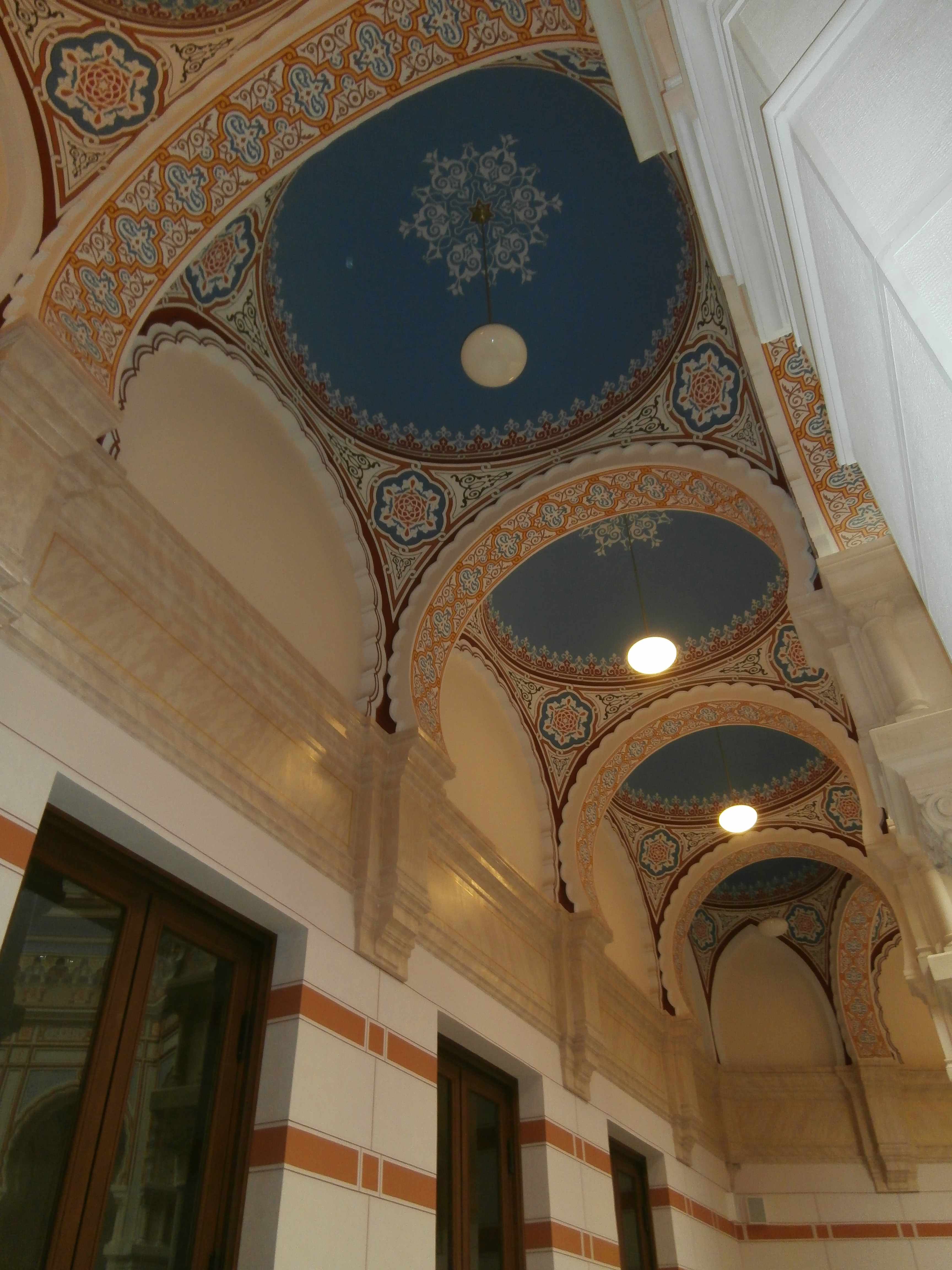 biblioteka srodek2.jpg