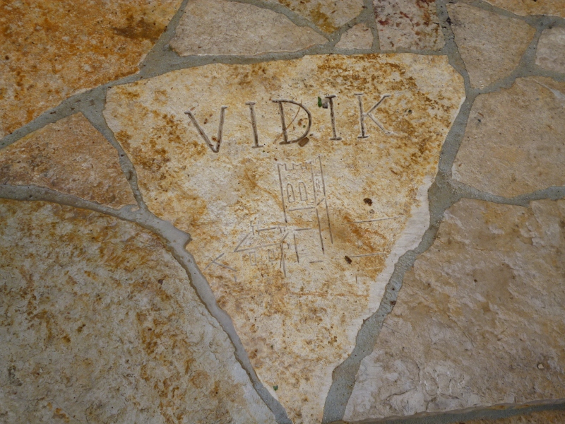 P1020343 (800x600).jpg