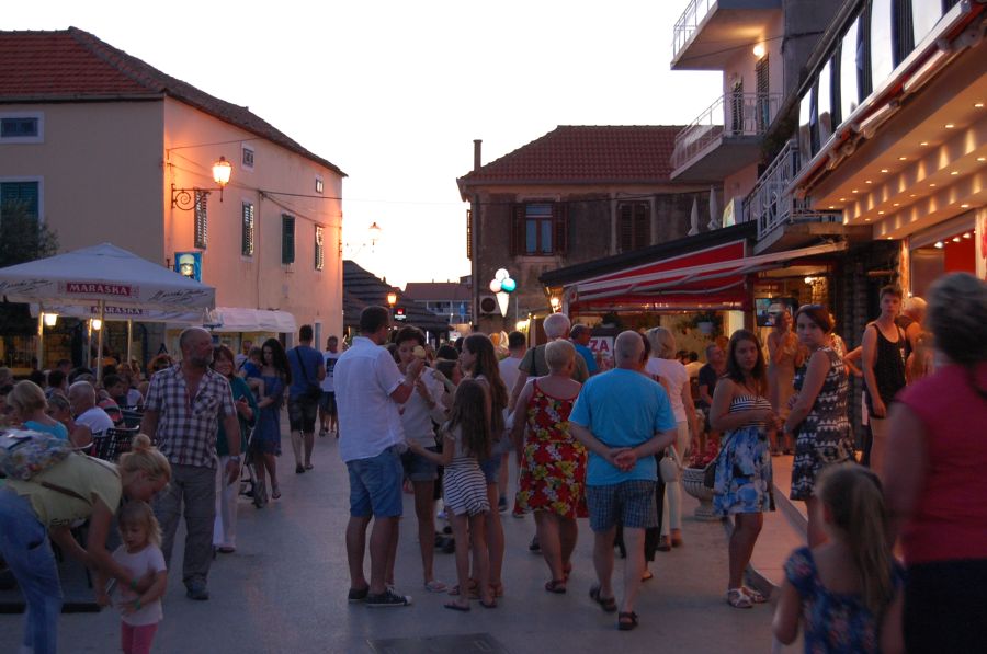 deptak lodziarnia.jpg