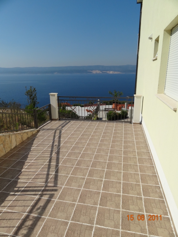 taras na cro.jpg taras na cro.jpg