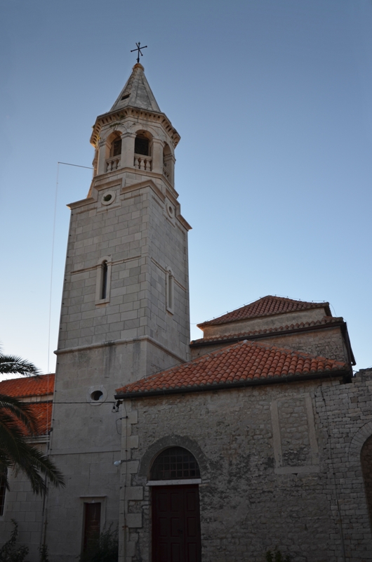 DSC_0526 Povlja -kościół.JPG