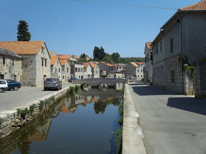 100_0990 (800x600).jpg