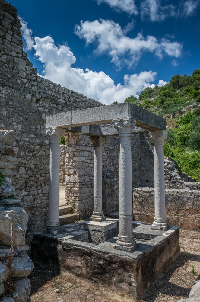 baptysterium / DSC_6107.jpg DSC_6107.jpg