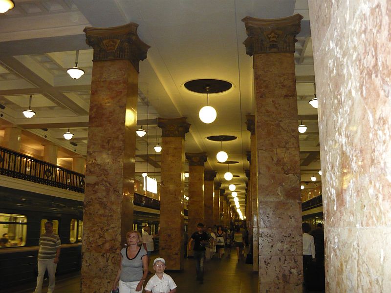 Moskwa St. Komsomolskaja.jpg