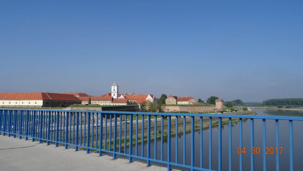 przejeżdżamy Drawę, przed nami twierdza / DSC03614.jpg DSC03614.jpg