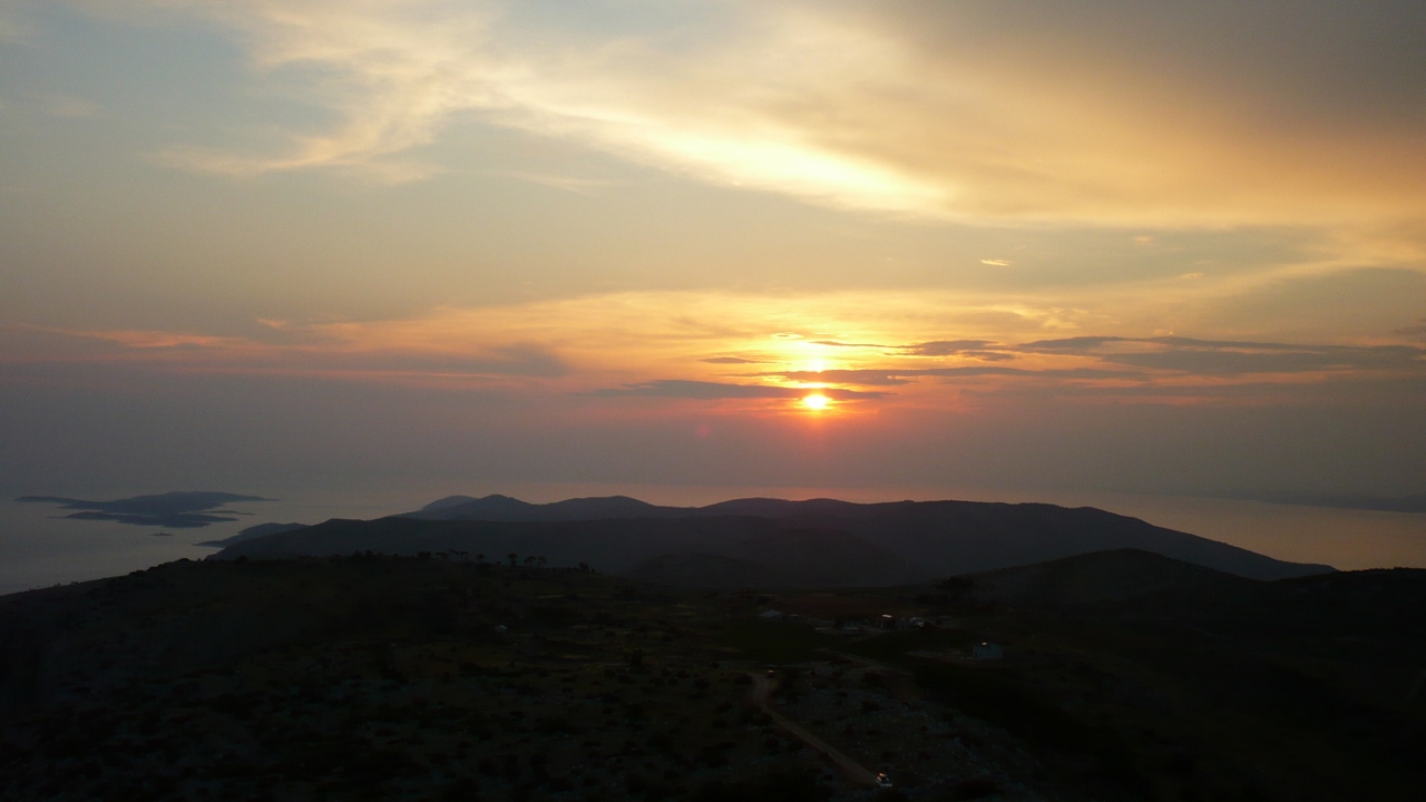 P1030663 (1280x720).jpg