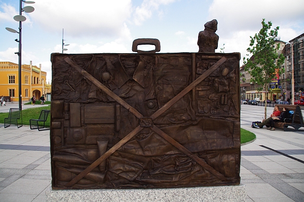 krasnalna walizce.jpg