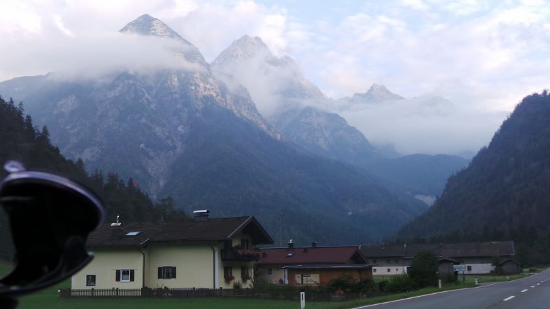 20140729_194247 (800x450).jpg