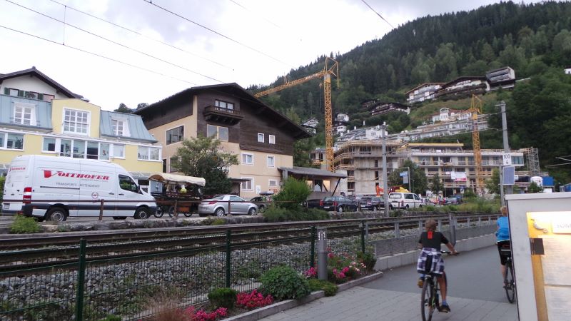 20140729_202305 (800x450).jpg