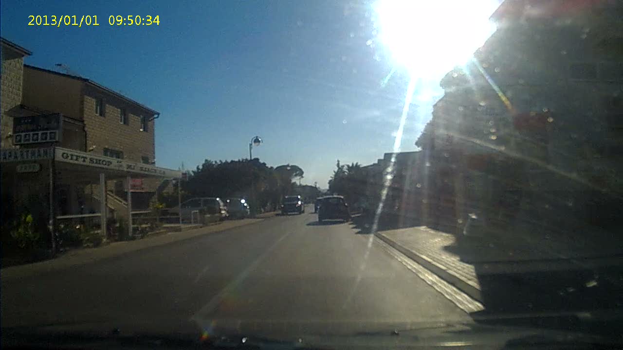 vlcsnap-2014-11-30-18h28m22s160.jpg