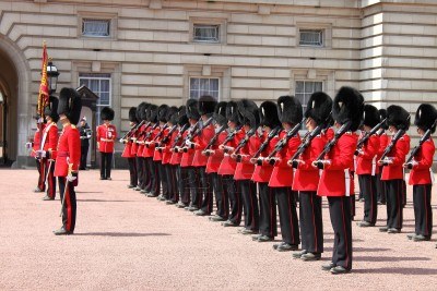 5-Guardia-del-Palacio-de-Buckingham.jpg