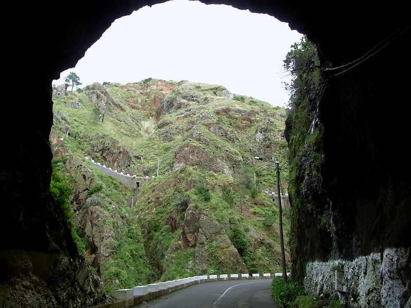 P21G0481.JPG P21G0481.JPG